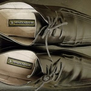 Men's Stacy Adams Shoes. Size 13W.